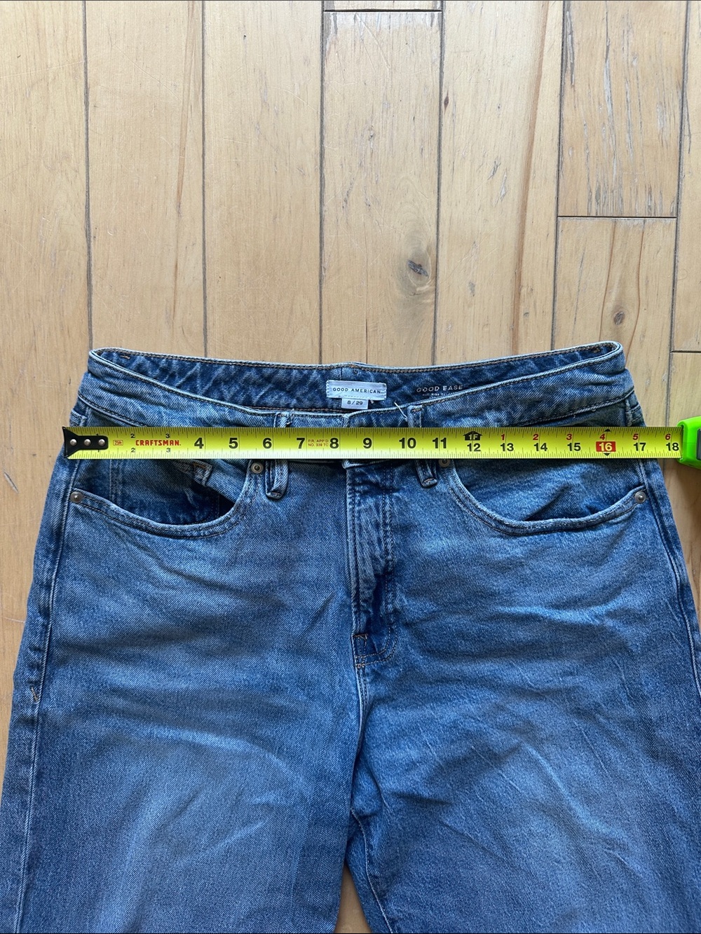 Good American Good Ease Mid Rise Wide-Leg Jeans in Washed Blue - Picture 3 of 5